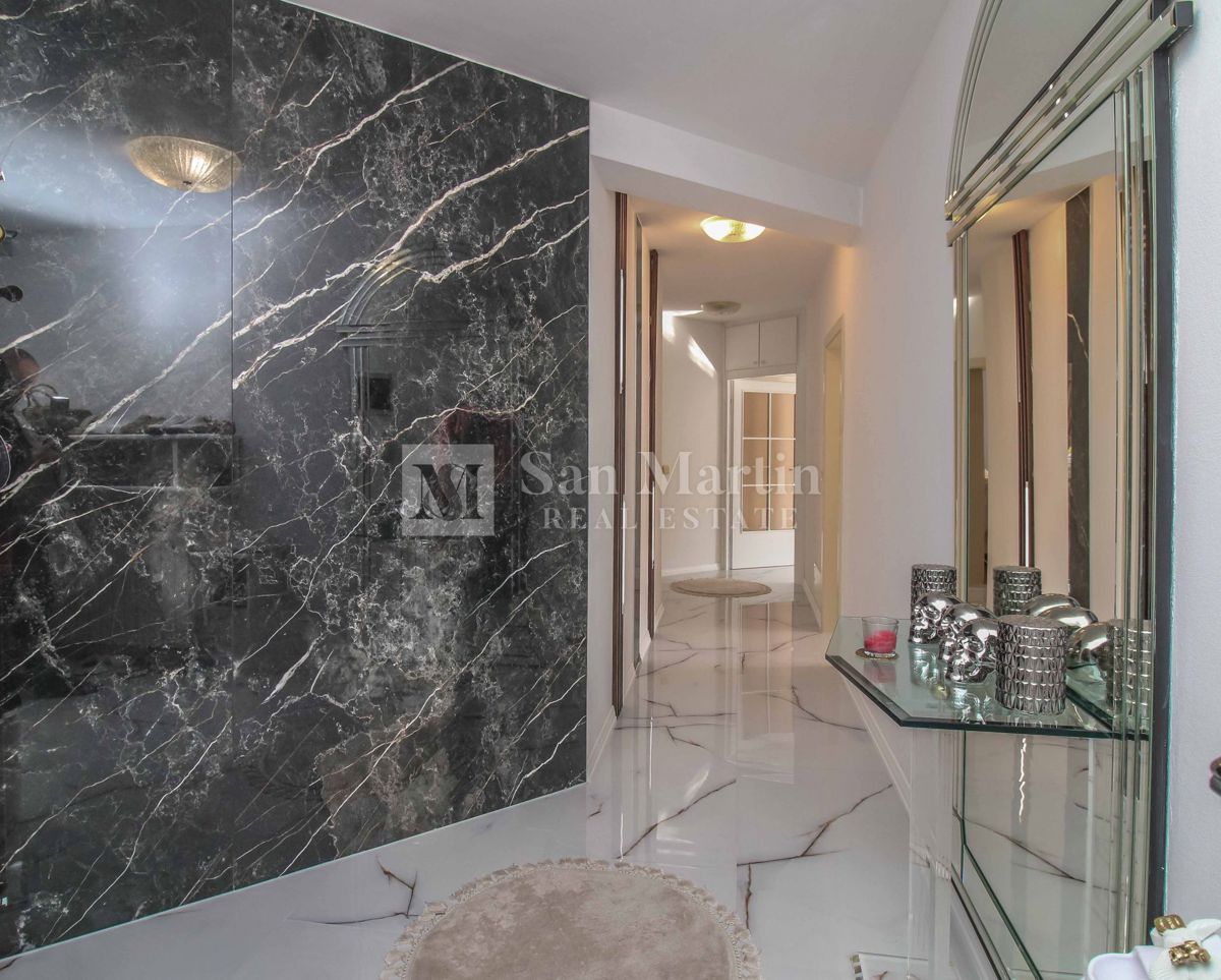 POREČ - ISKANA LOKACIJA - 200 M OD MORJA