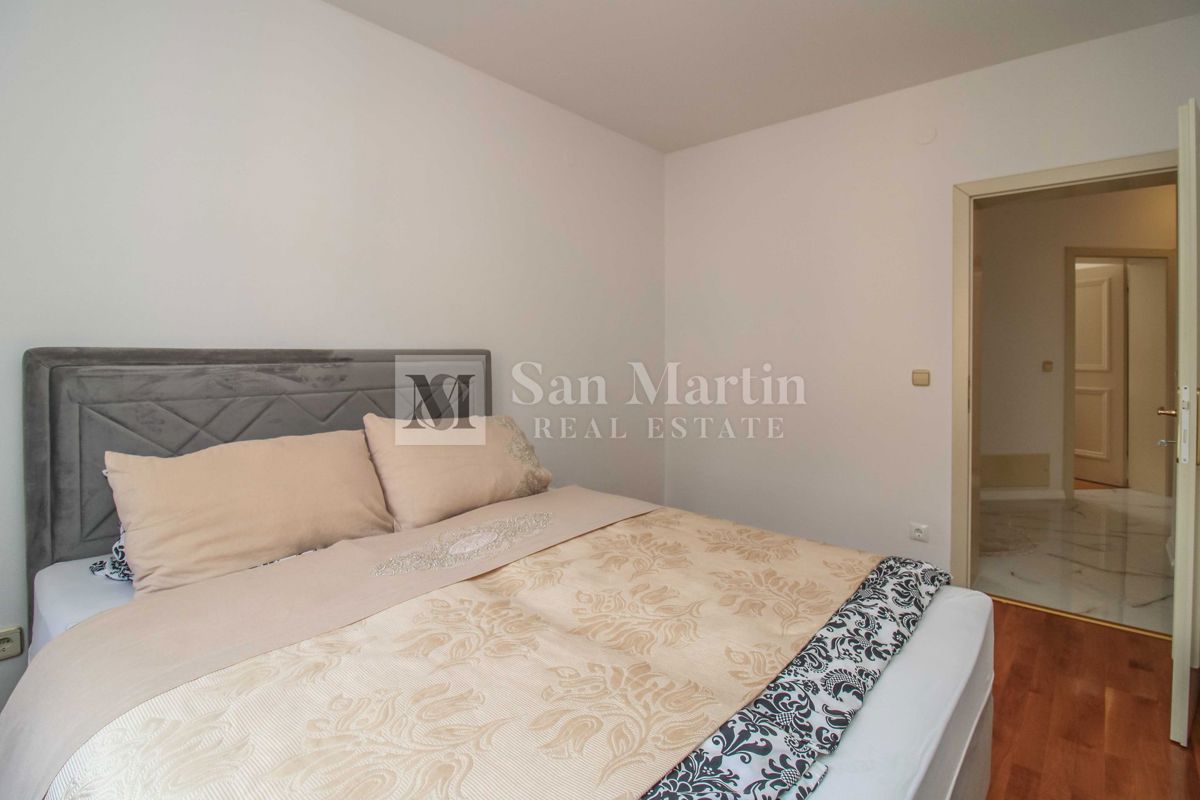 POREČ - ISKANA LOKACIJA - 200 M OD MORJA