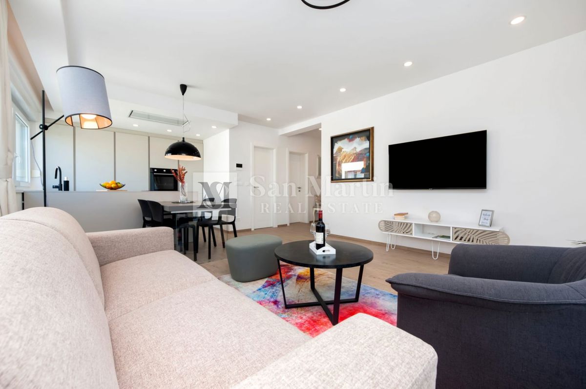 Rovinj, okolica - dva kvalitetna apartmaja v bližini morja