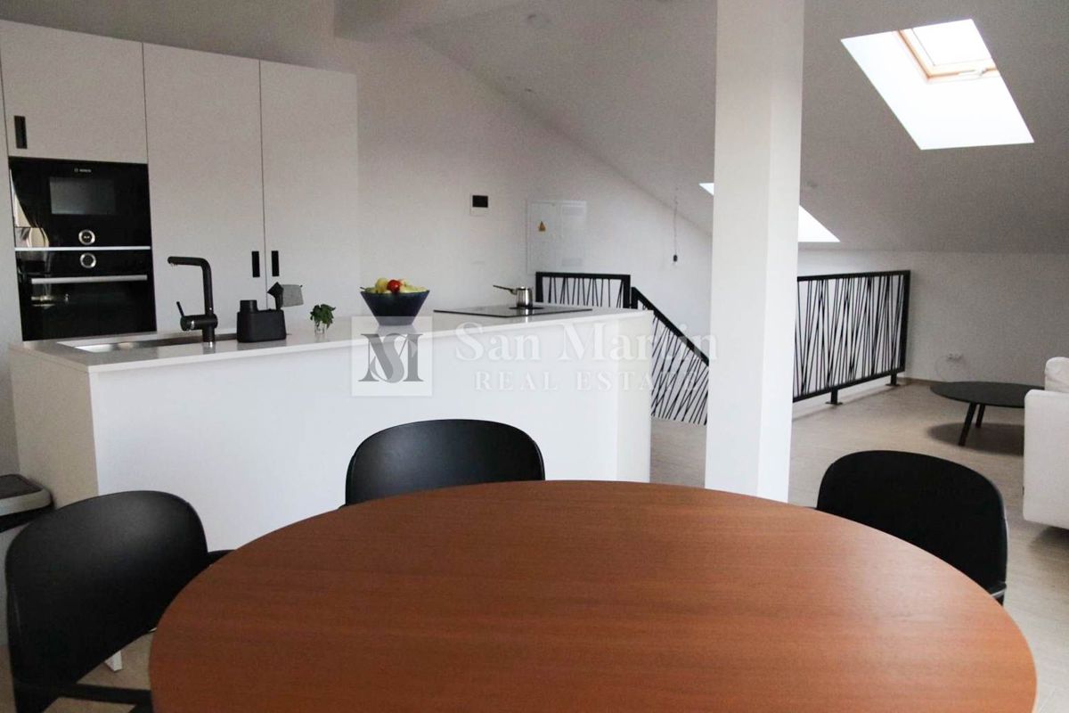 Rovinj, okolica - dva kvalitetna apartmaja v bližini morja