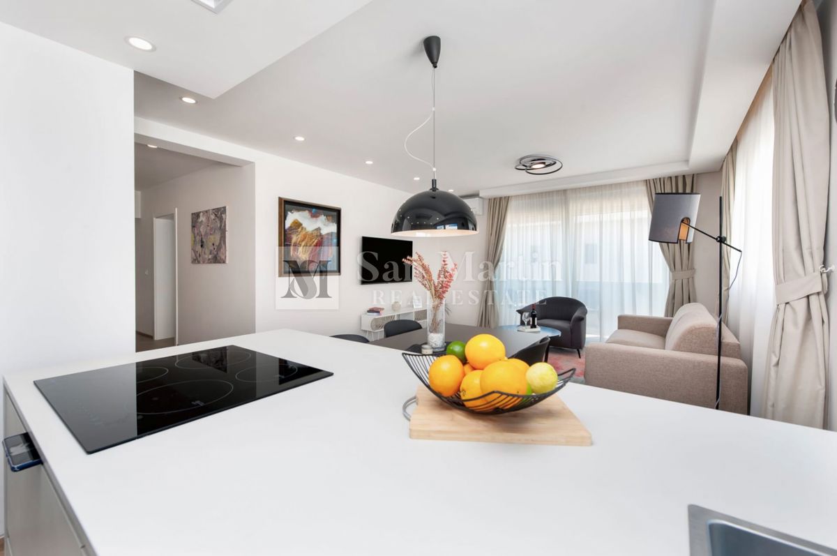 Rovinj, okolica - dva kvalitetna apartmaja v bližini morja