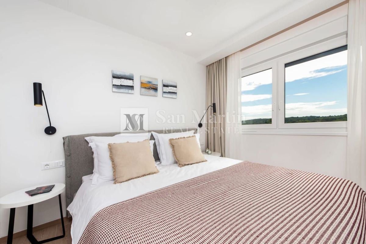 Rovinj, okolica - dva kvalitetna apartmaja v bližini morja