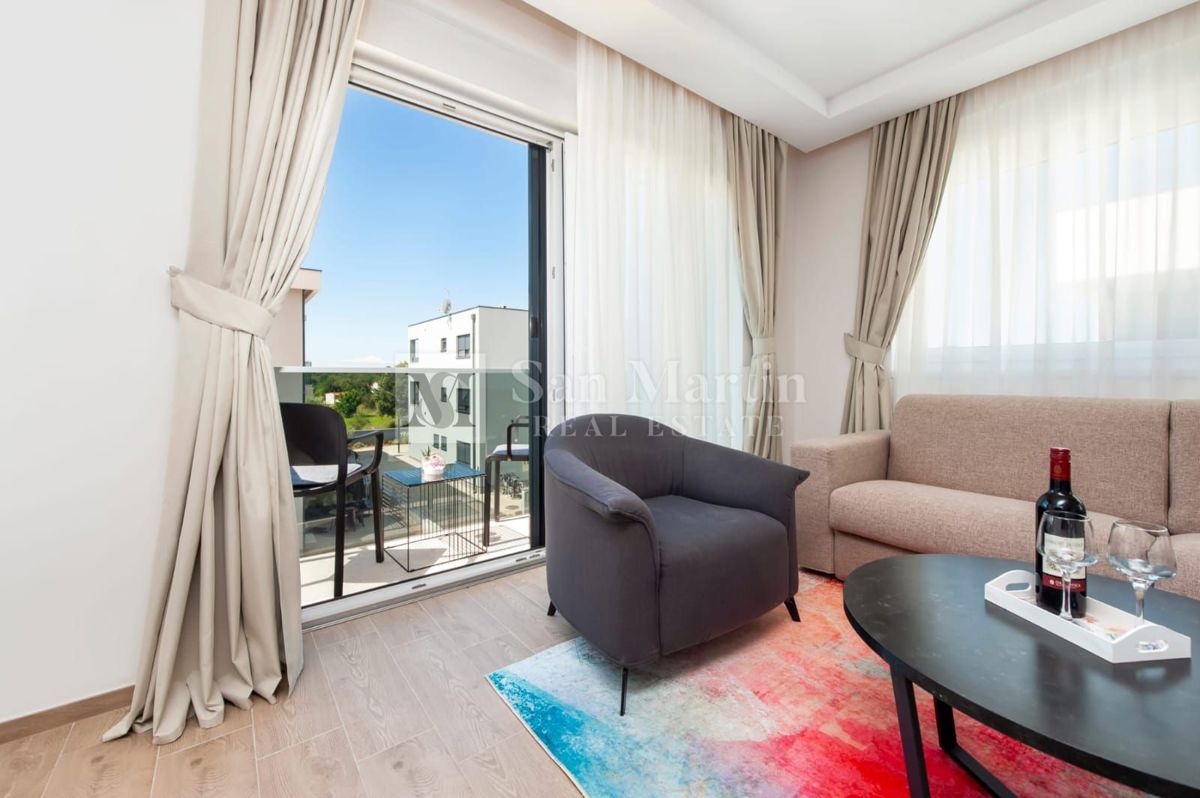 Rovinj, okolica - dva kvalitetna apartmaja v bližini morja