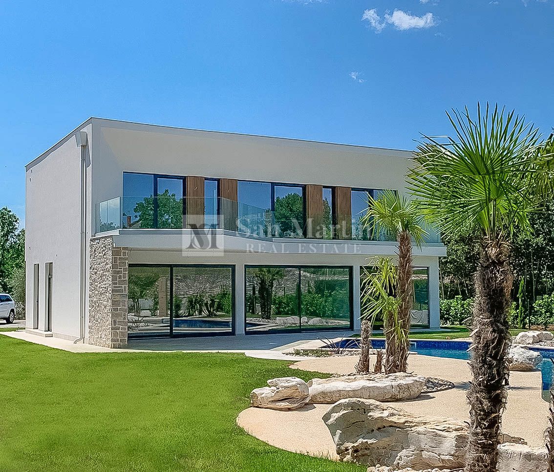 Poreč, Luksuzna hiša z bazenom