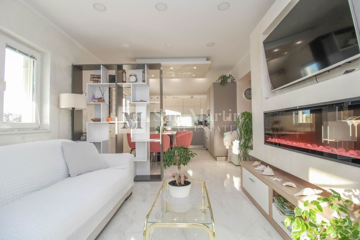 Poreč, okolica – Hiša na samoti s 3000 m² zemljišča