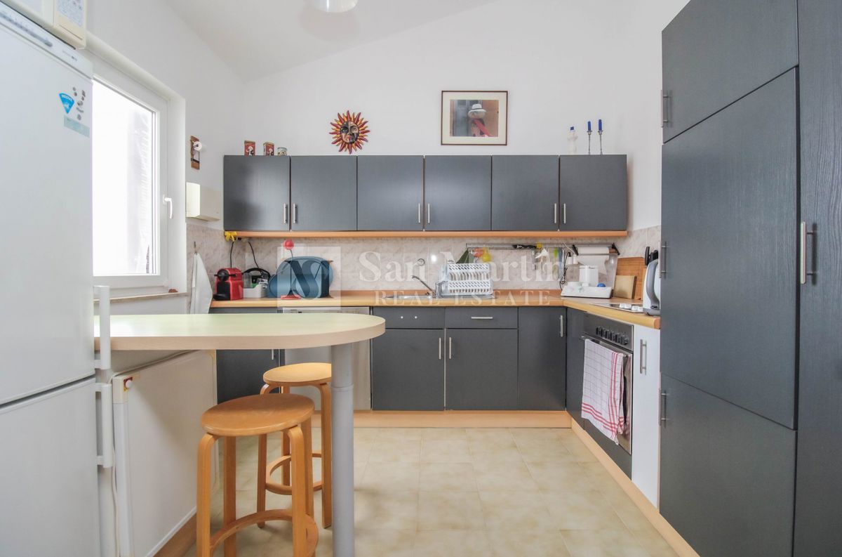 Poreč – Stanovanje z dvema terasama v bližini morja – POGLED NA MORJE!