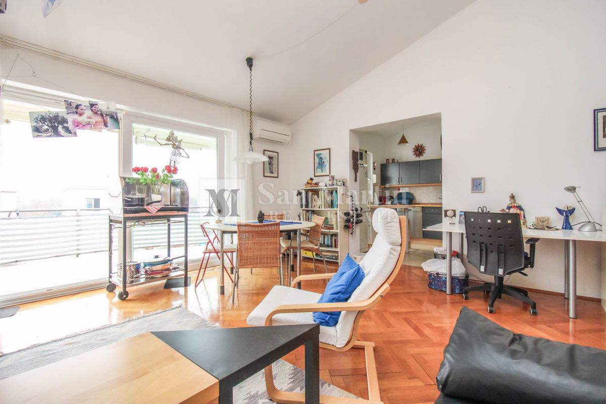 Poreč – Stanovanje z dvema terasama v bližini morja – POGLED NA MORJE!