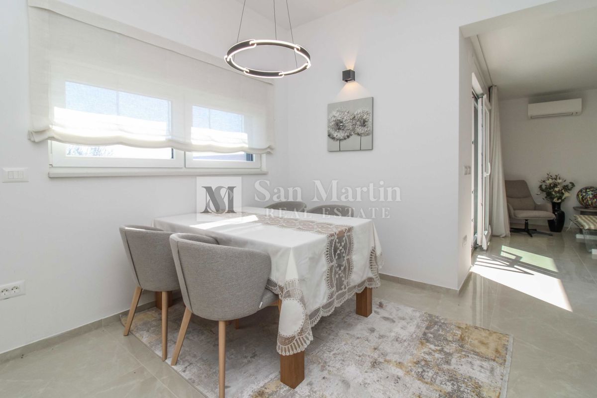 POREČ - NOVO MODERNO STANOVANJE - ISKANA LOKACIJA