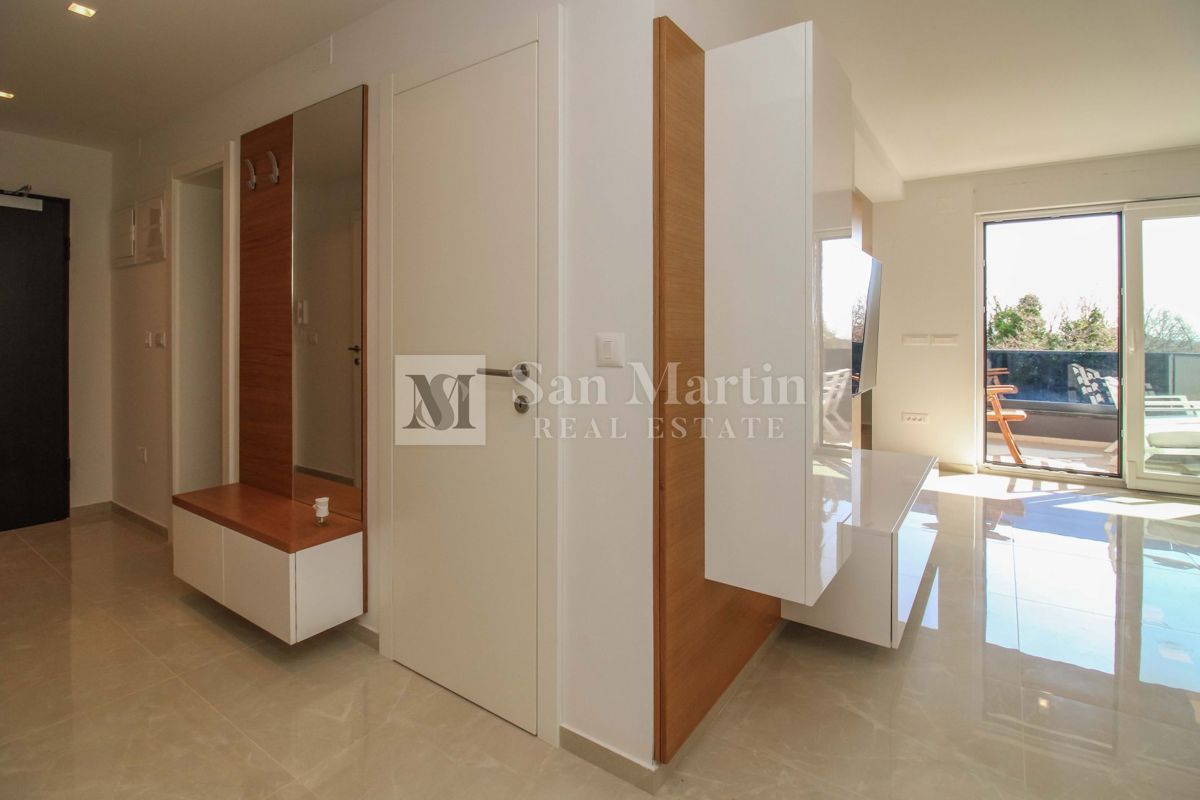 POREČ - NOVO MODERNO STANOVANJE - ISKANA LOKACIJA