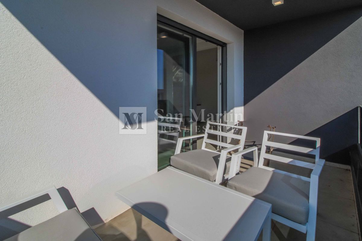 POREČ - NOVO MODERNO STANOVANJE - ISKANA LOKACIJA