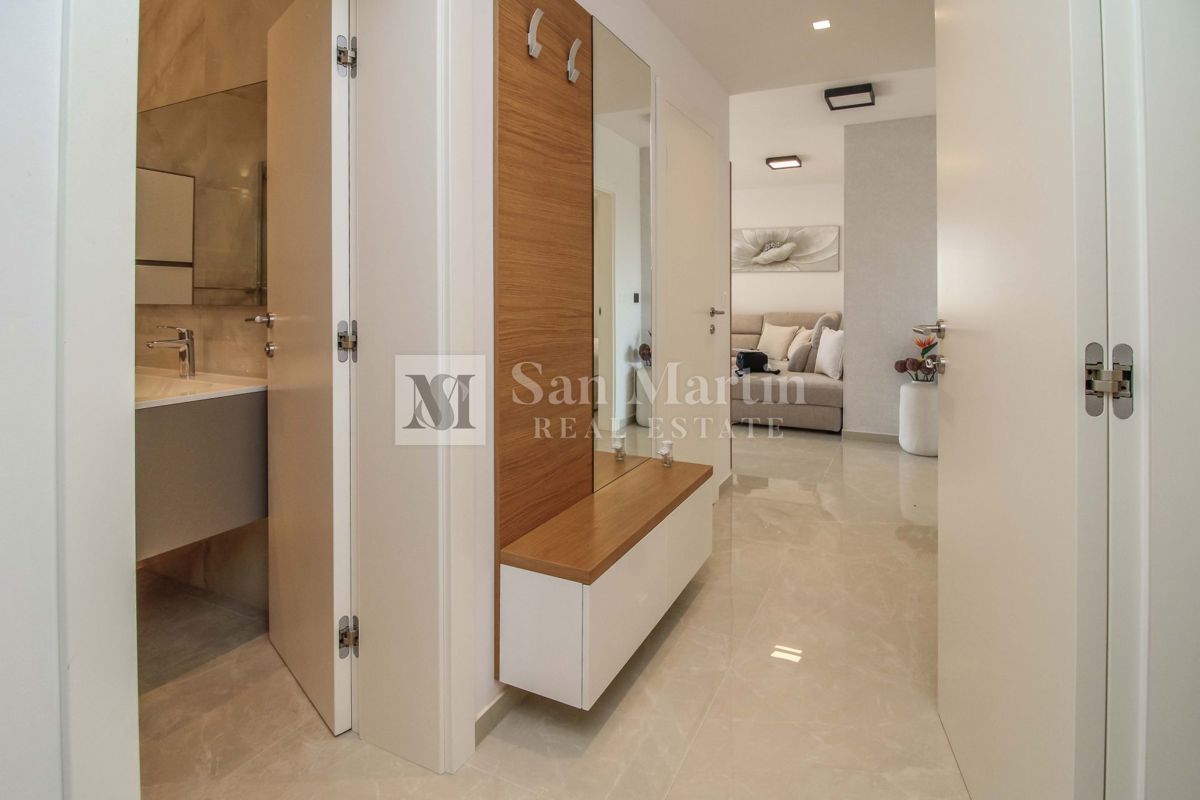 POREČ - NOVO MODERNO STANOVANJE - ISKANA LOKACIJA