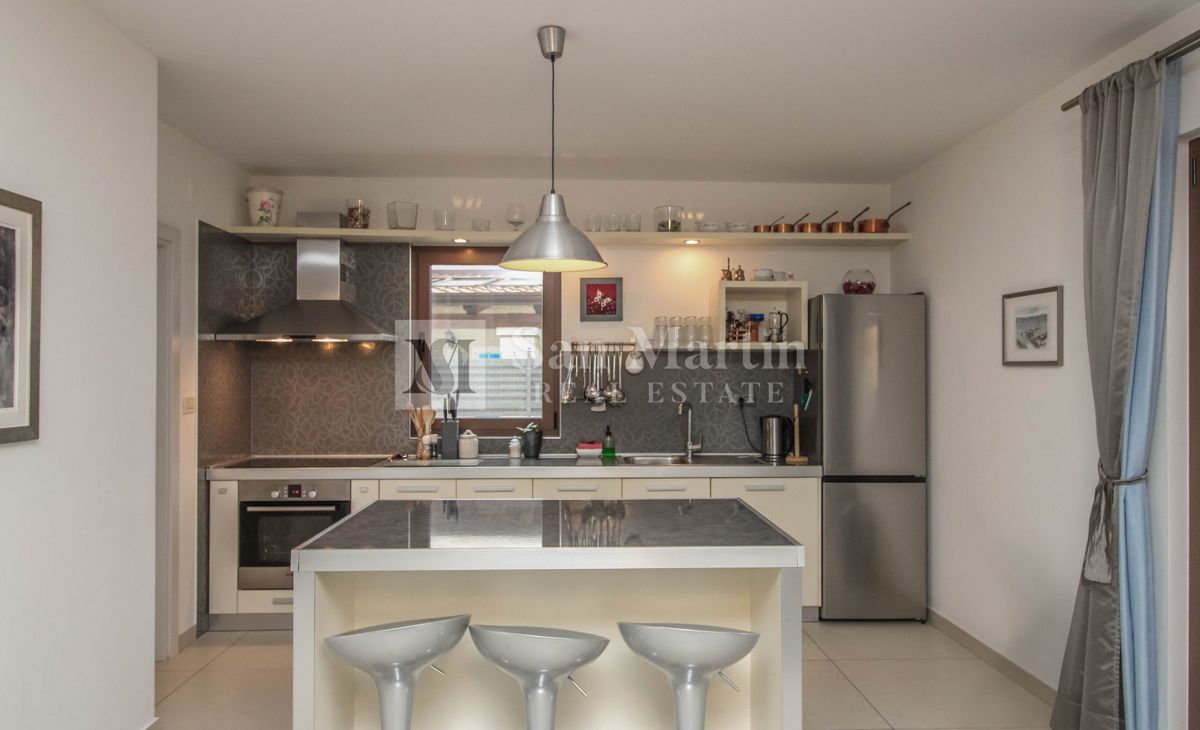 POREČ - Super prijetna in udobna hiša z bazenom