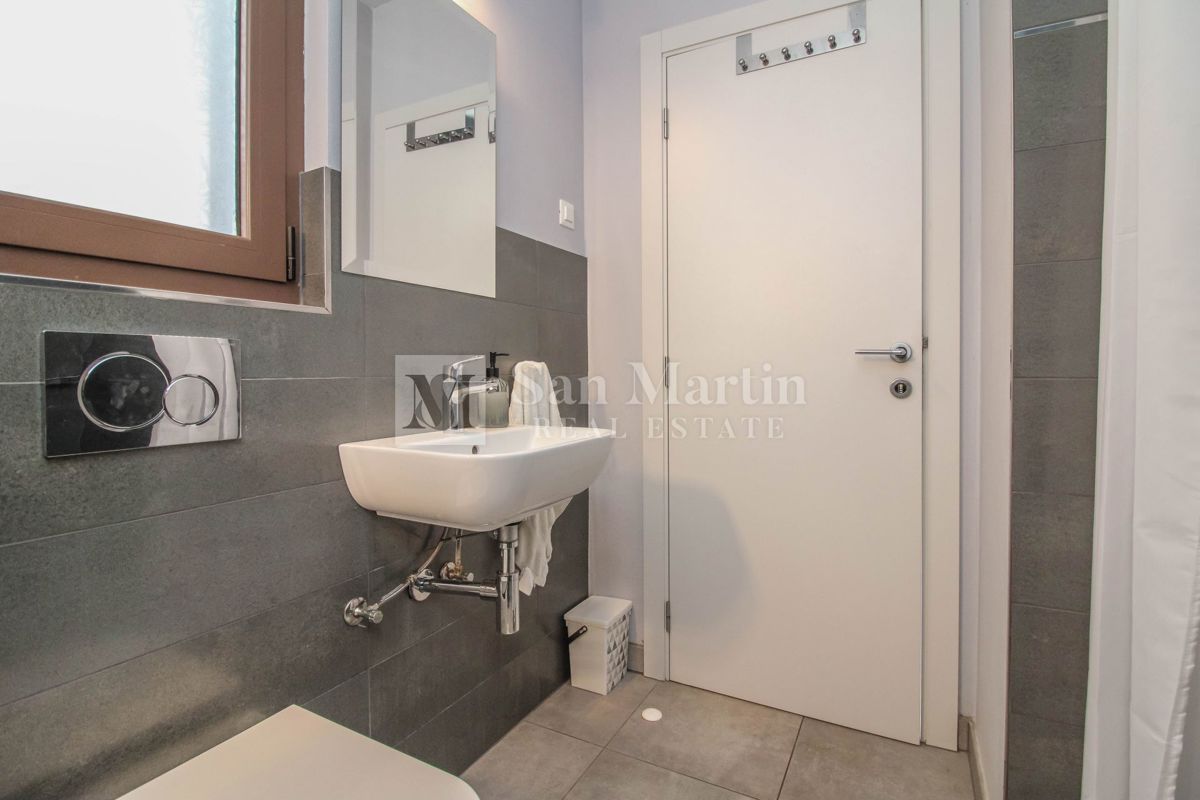 POREČ - Super prijetna in udobna hiša z bazenom