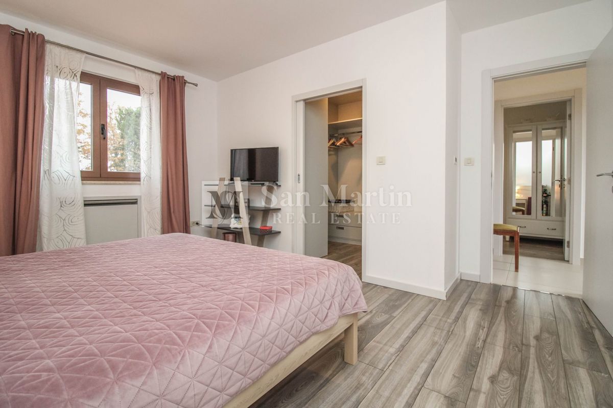 POREČ - Super prijetna in udobna hiša z bazenom