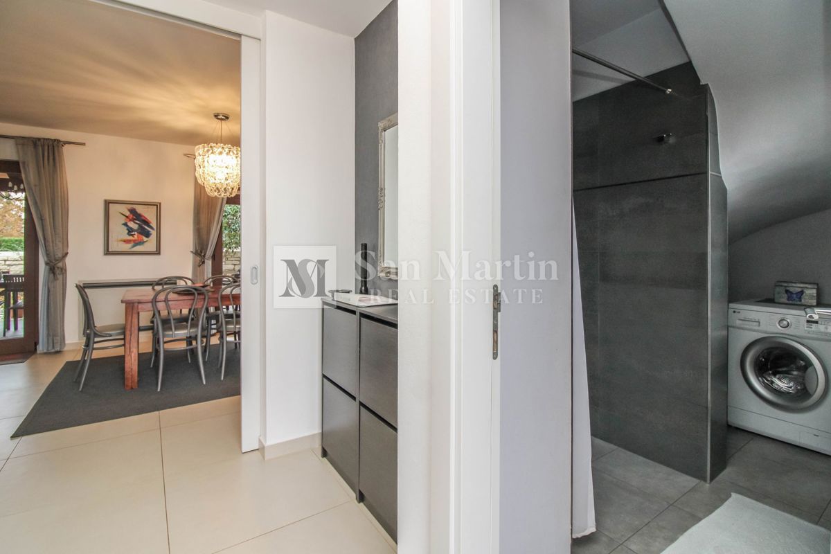 POREČ - Super prijetna in udobna hiša z bazenom