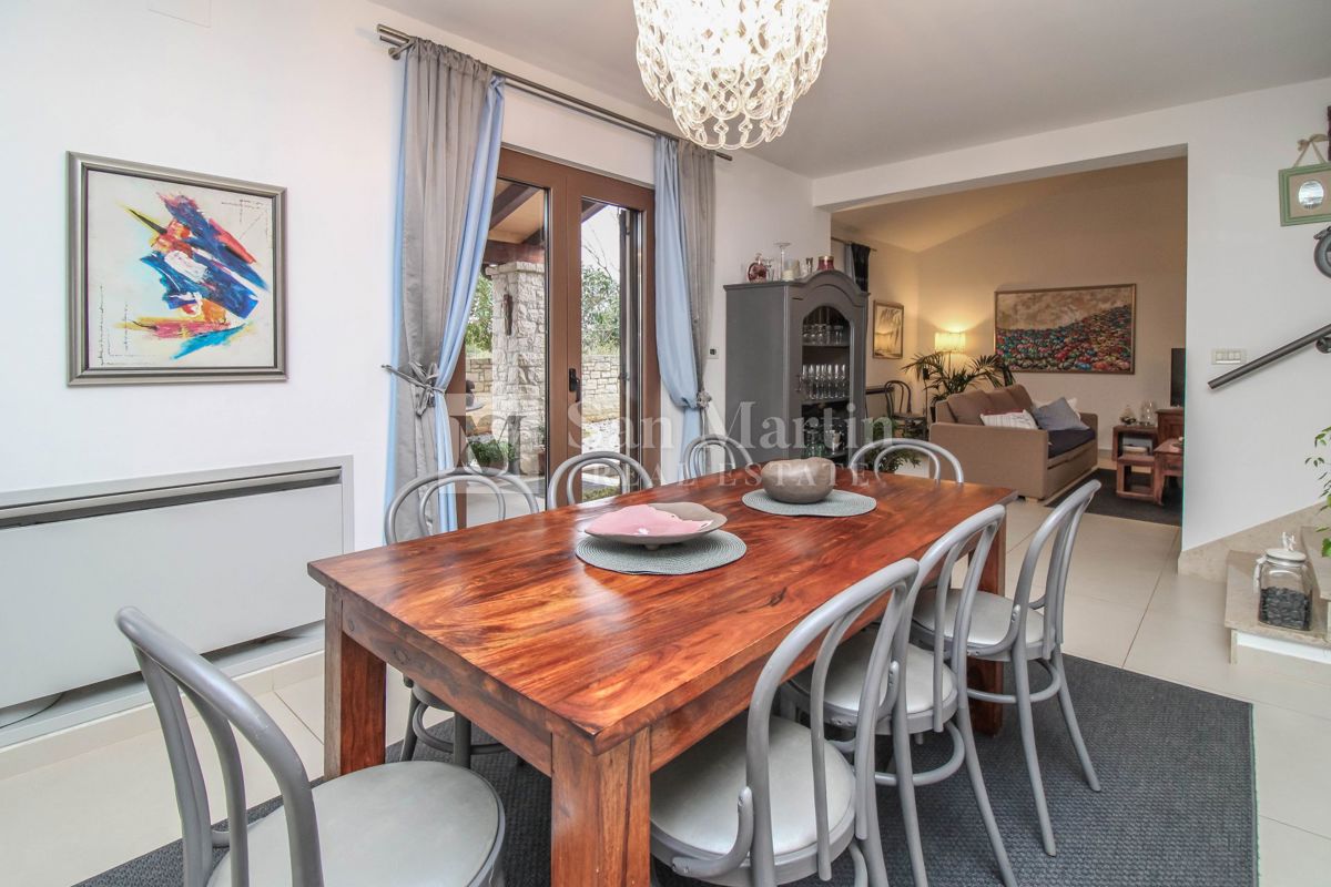 POREČ - Super prijetna in udobna hiša z bazenom