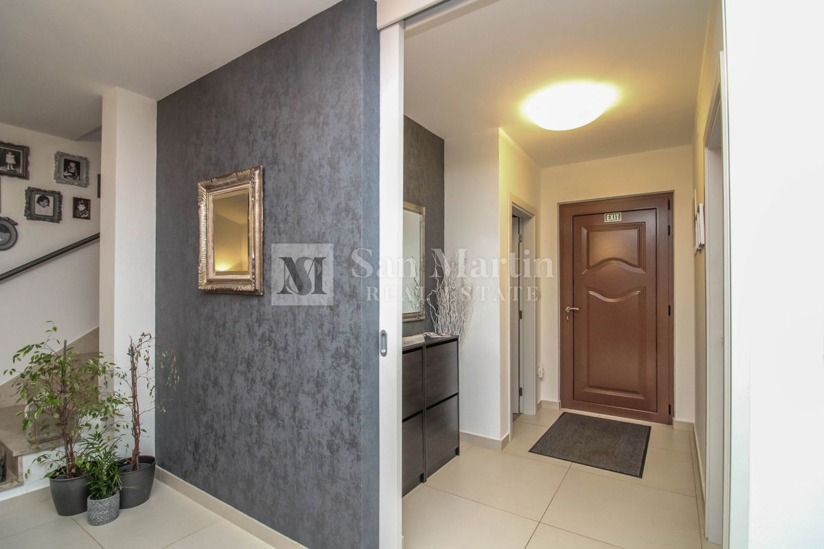 POREČ - Super prijetna in udobna hiša z bazenom