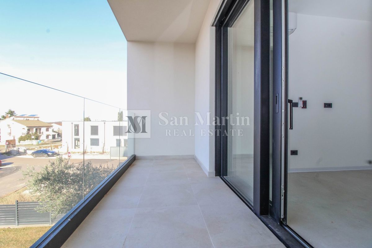 Poreč – Hiša na iskani lokaciji s pogledom na morje