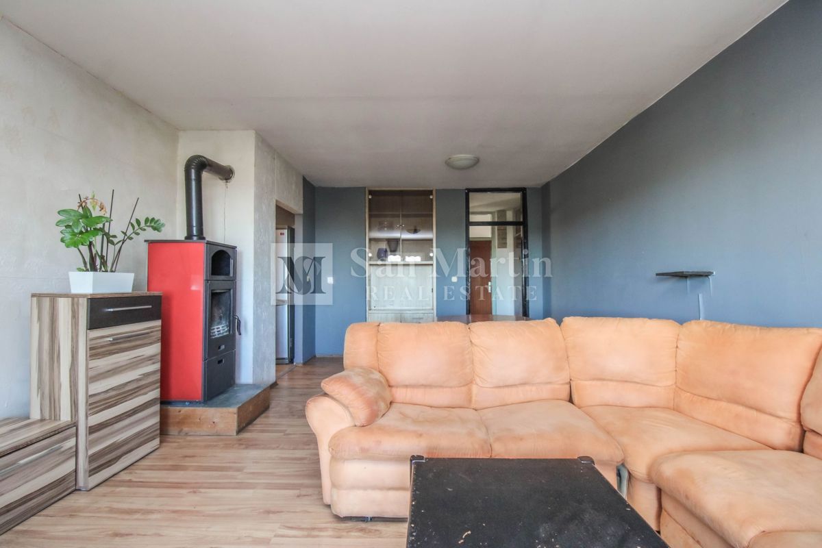 Poreč, center - prostorno stanovanje s pogledom na morje