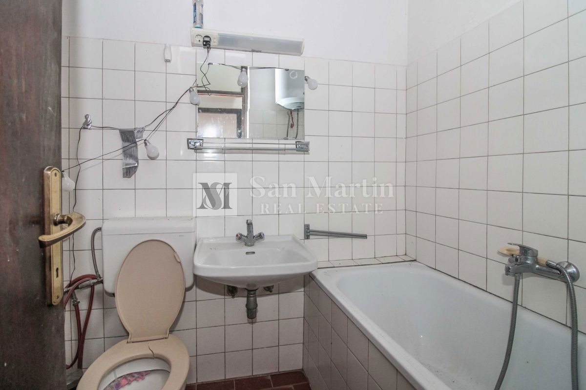 POREČ HIŠA 400 metrov od plaže in morja