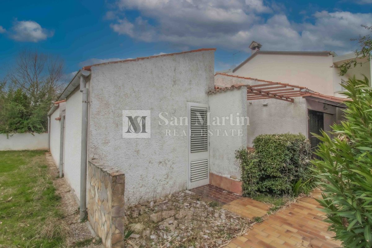 POREČ HIŠA 400 metrov od plaže in morja