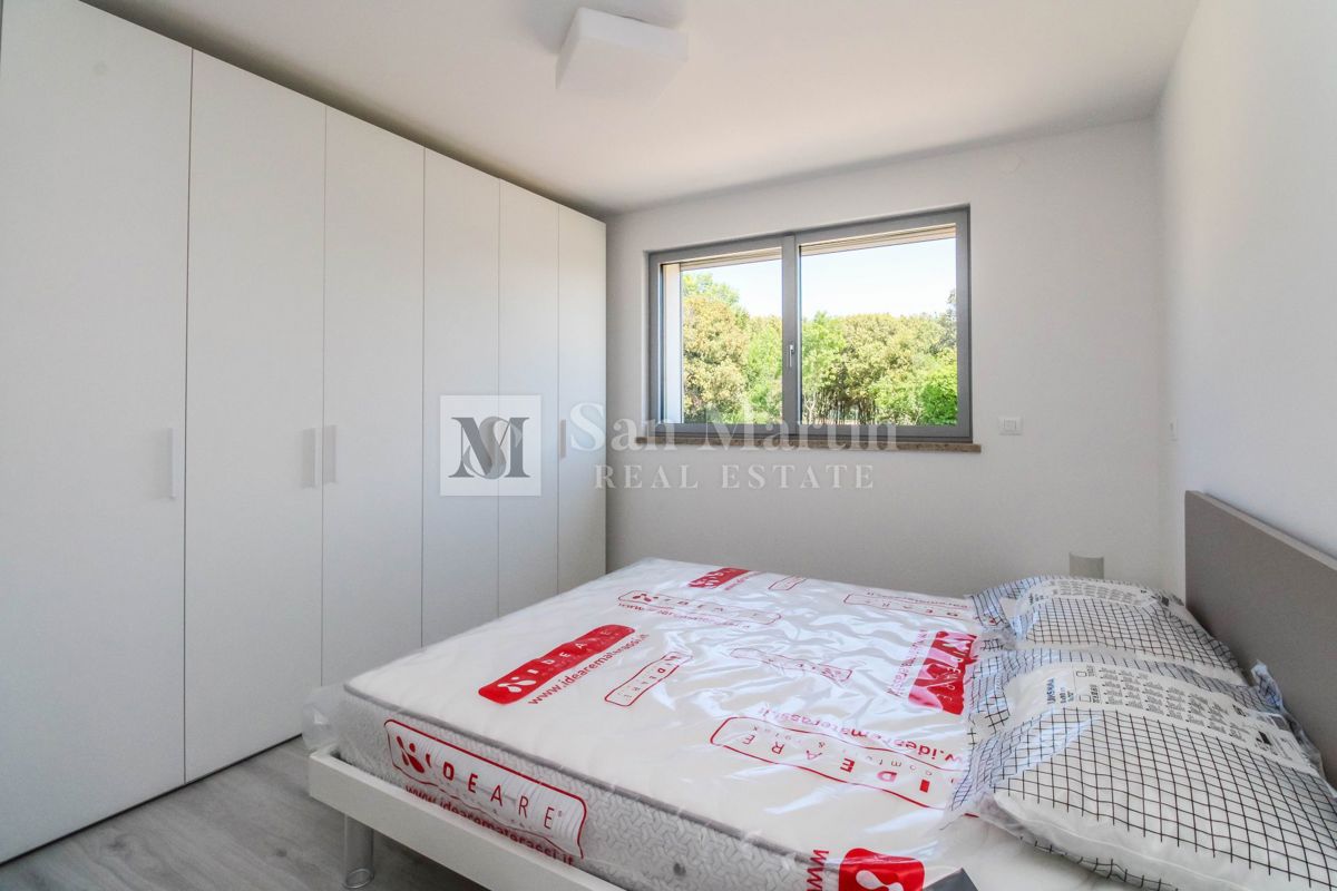 Rovinj - odlično stanovanje s pogledom na morje tik ob plažah