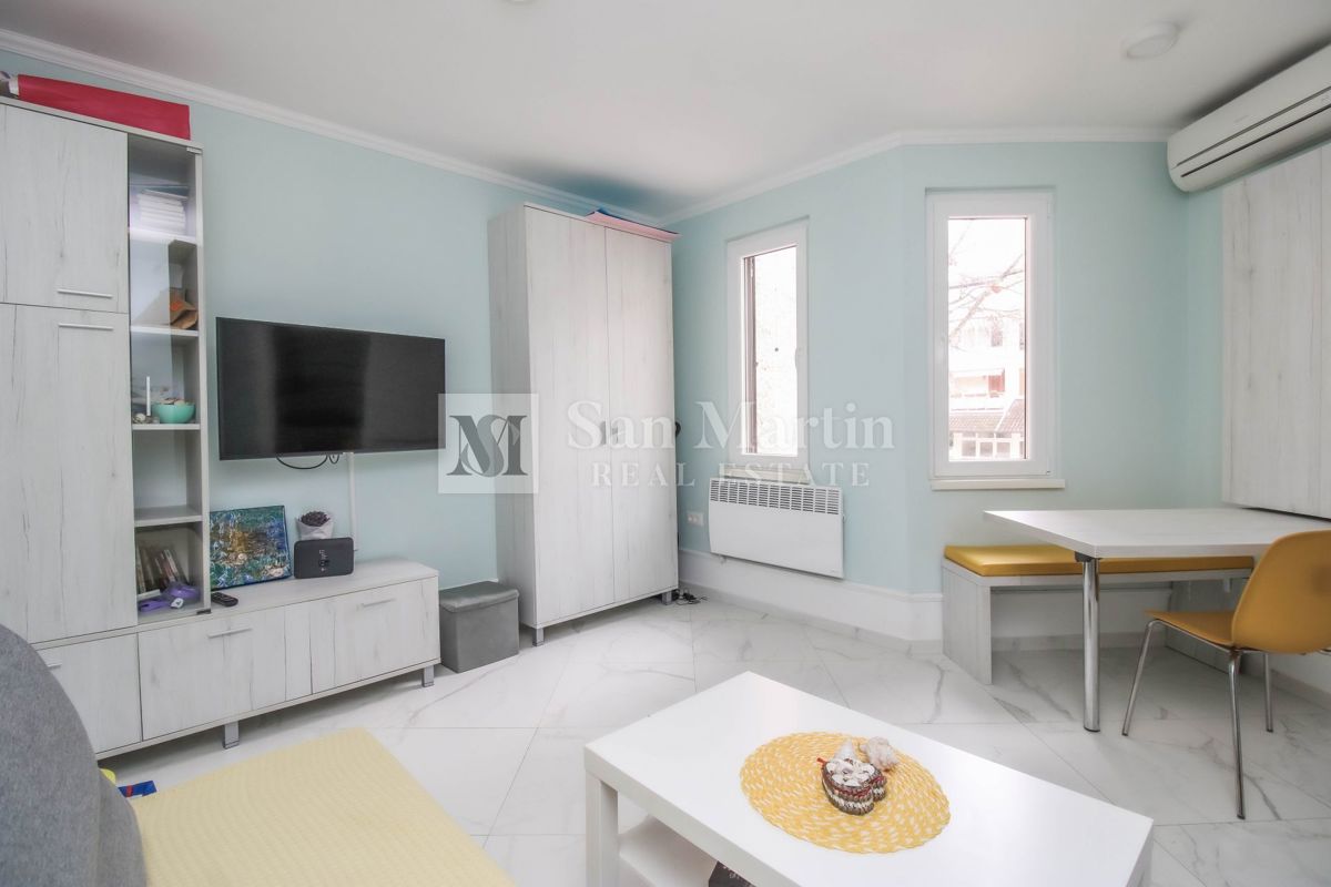 Poreč, okolica – Na novo prenovljeno stanovanje blizu morja