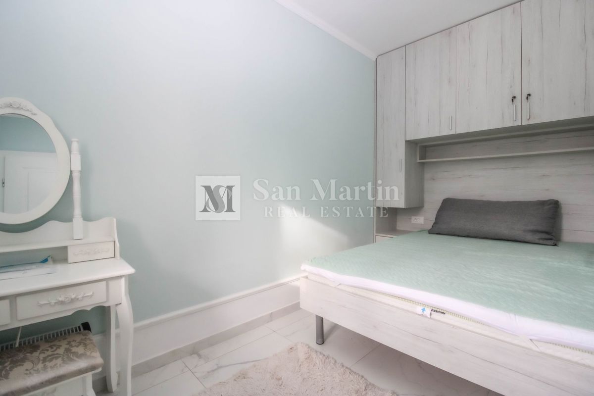 Poreč, okolica – Na novo prenovljeno stanovanje blizu morja