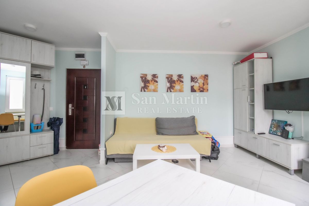 Poreč, okolica – Na novo prenovljeno stanovanje blizu morja