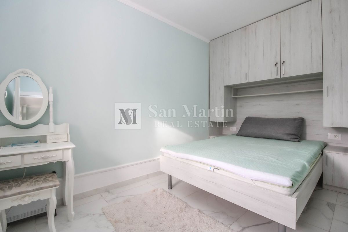 Poreč, okolica – Na novo prenovljeno stanovanje blizu morja