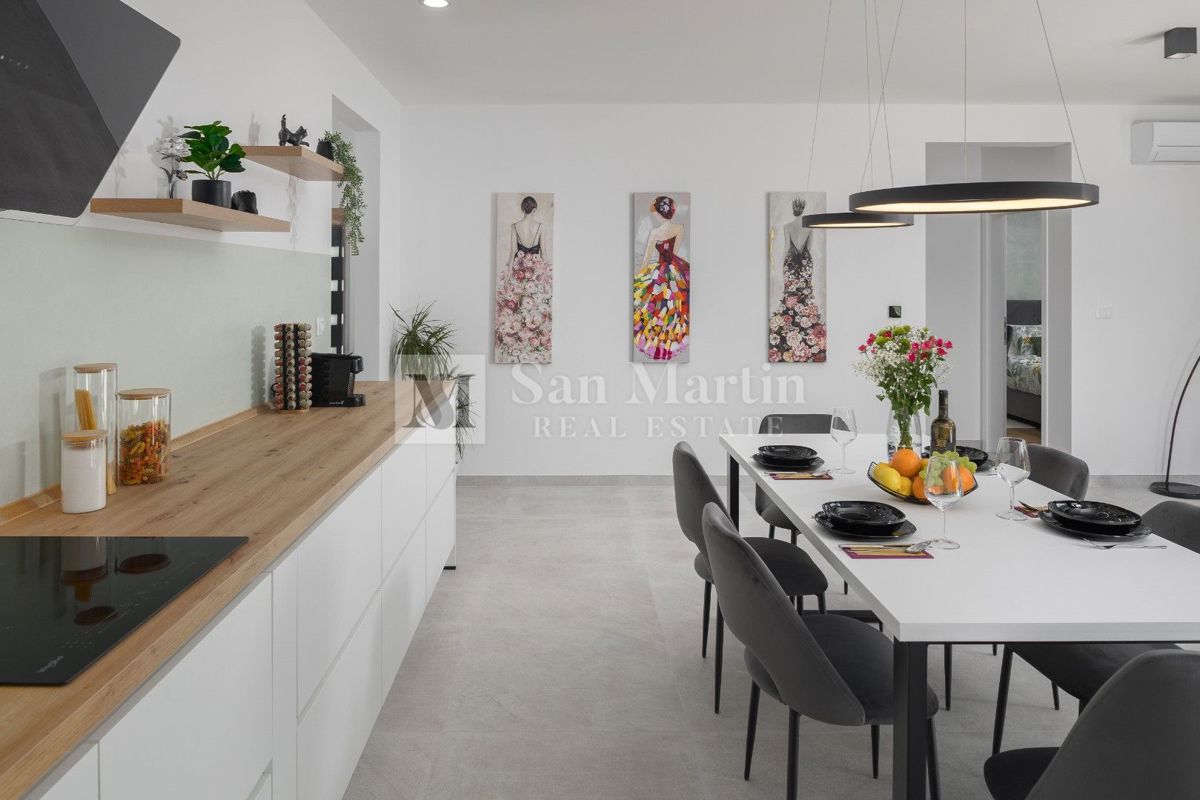 Osrednja Istra – Novozgrajena pritlična hiša v mirnem kraju