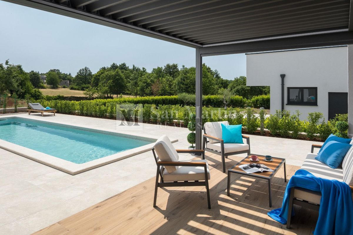 Osrednja Istra – Novozgrajena pritlična hiša v mirnem kraju