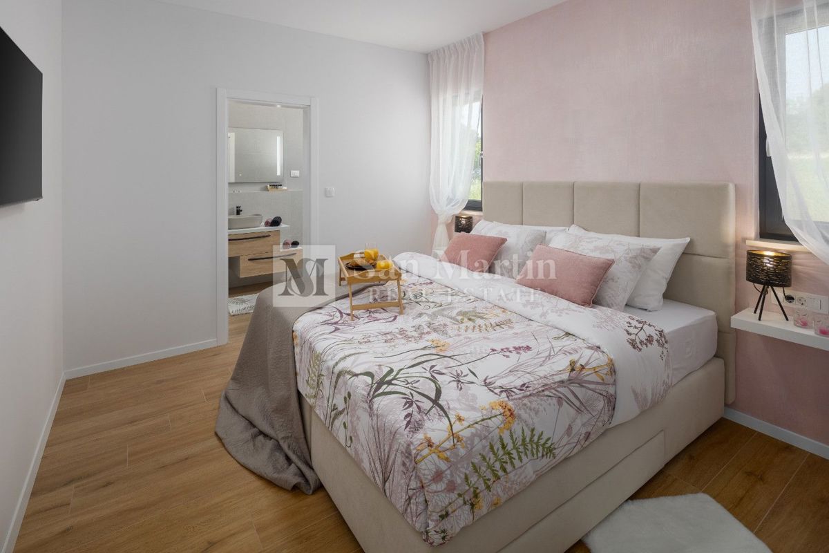 Osrednja Istra – Novozgrajena pritlična hiša v mirnem kraju