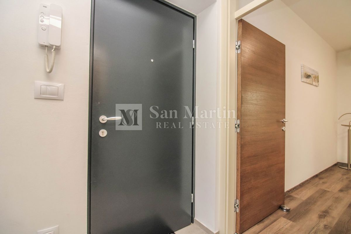 Poreč, okolica – lep, sodoben apartma z bazenom