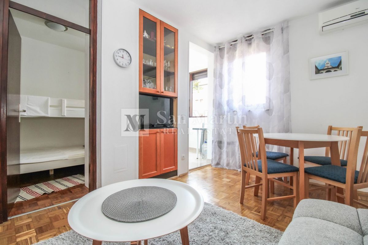 Poreč, okolica – lepo opremljeno stanovanje v bližini morja