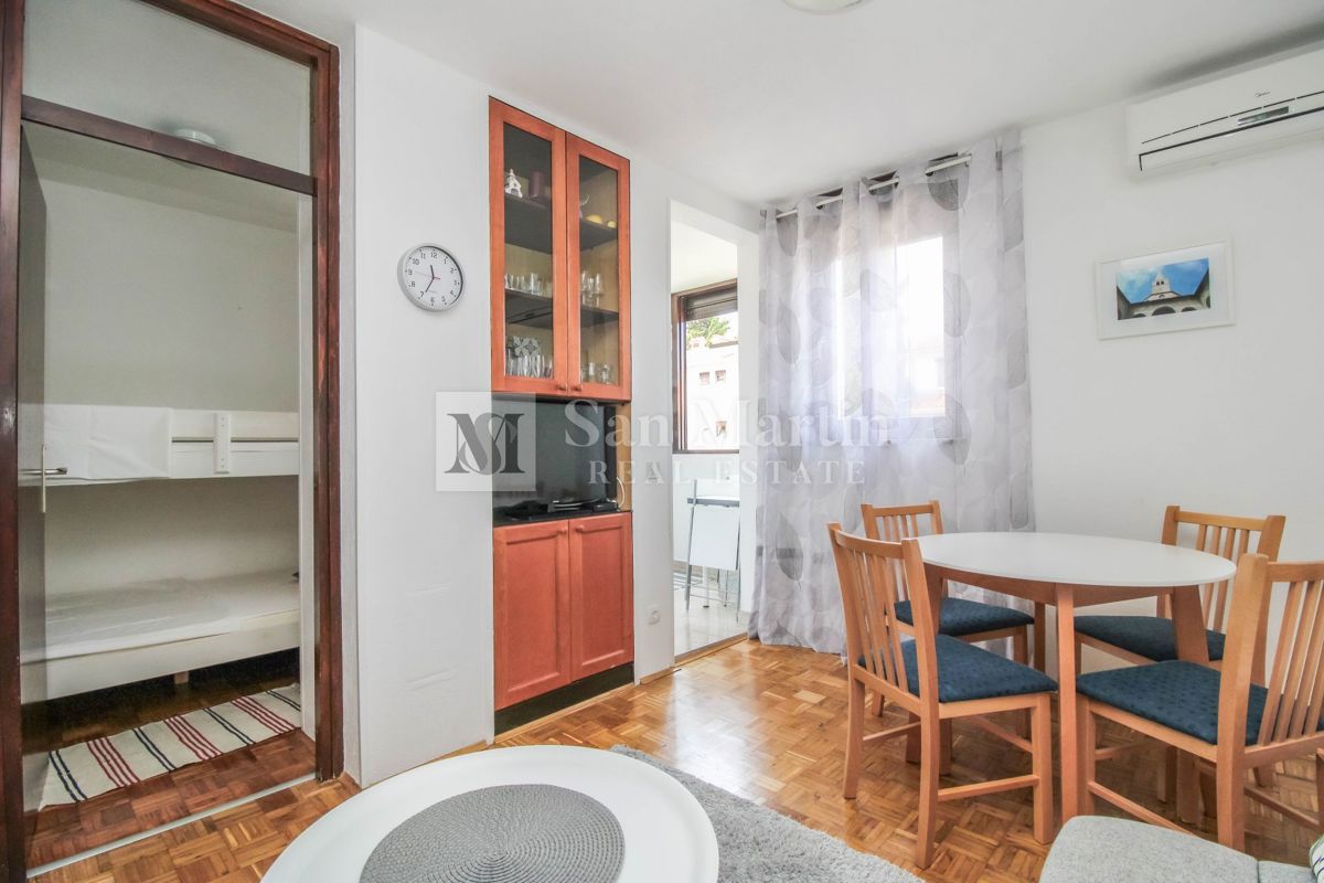 Poreč, okolica – lepo opremljeno stanovanje v bližini morja