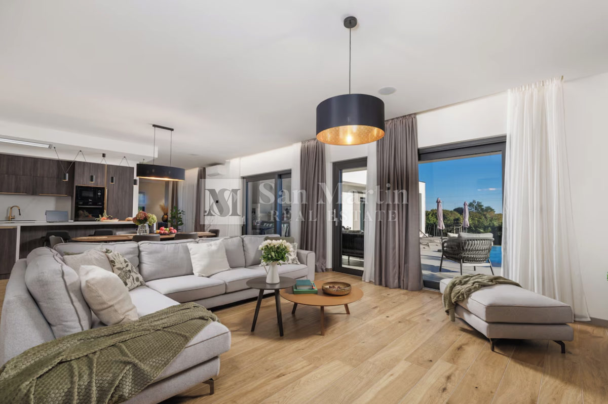 Rovinj, okolica - luksuzna in kvalitetna enonadstropna hiša