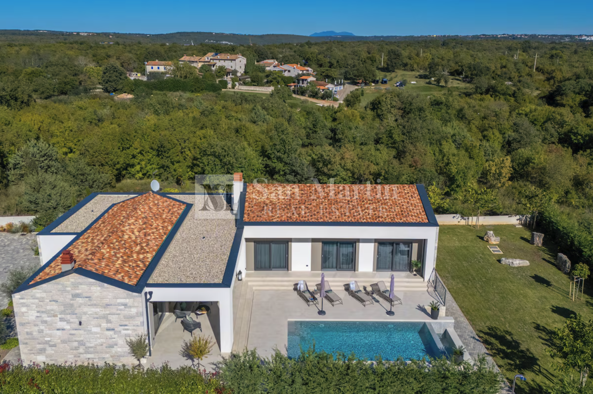 Rovinj, okolica - luksuzna in kvalitetna enonadstropna hiša