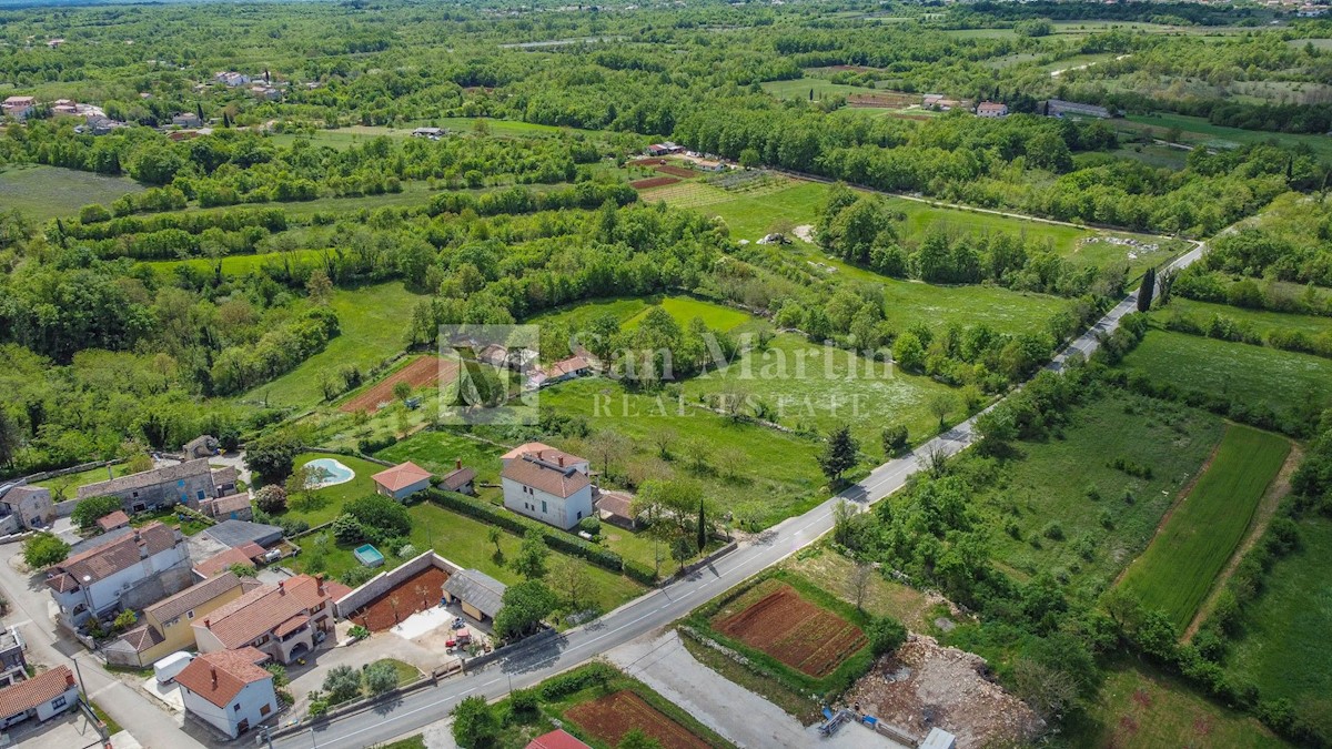 Žminj, okolica, zemljišče na odlični lokaciji