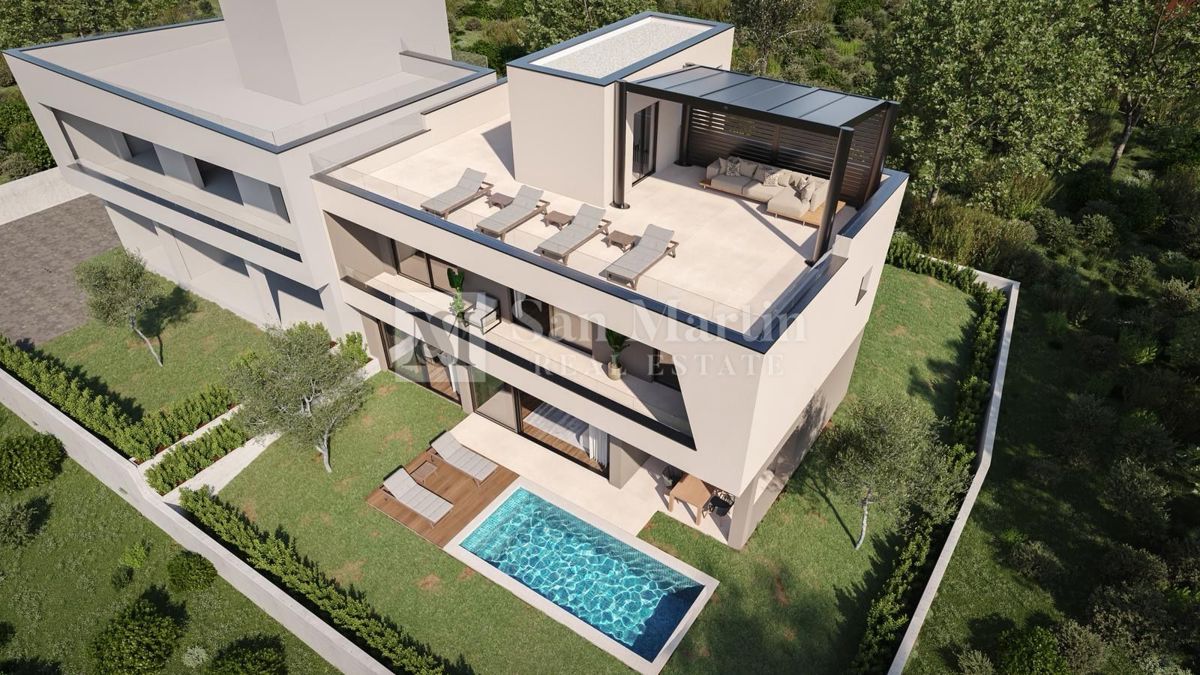 Medulin – Moderna hiša s strešno teraso v bližini morja