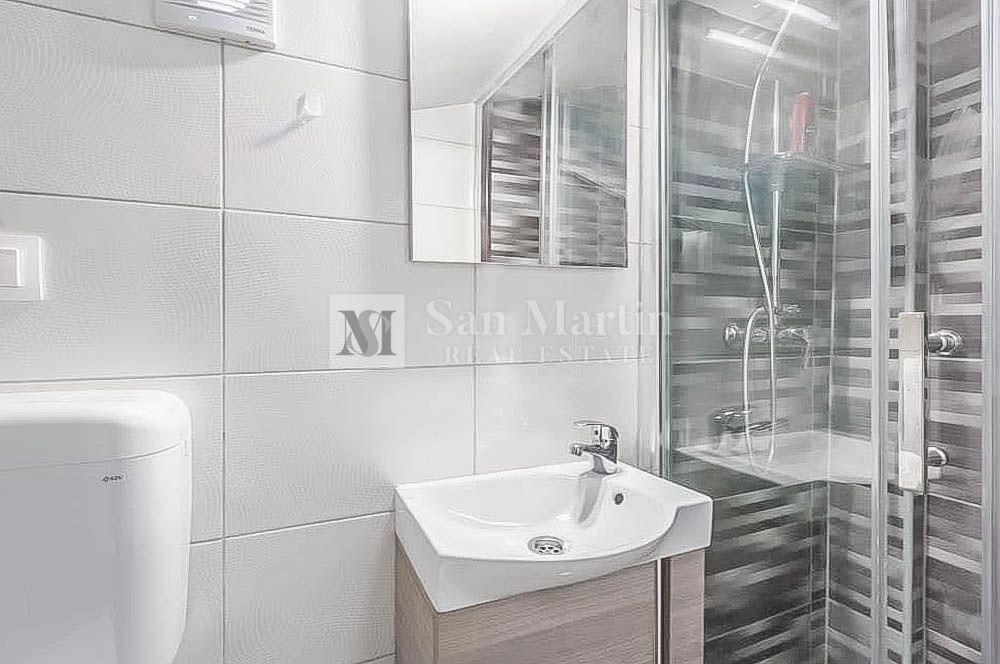 POREČ, Hiša z bazenom 4 spalnice