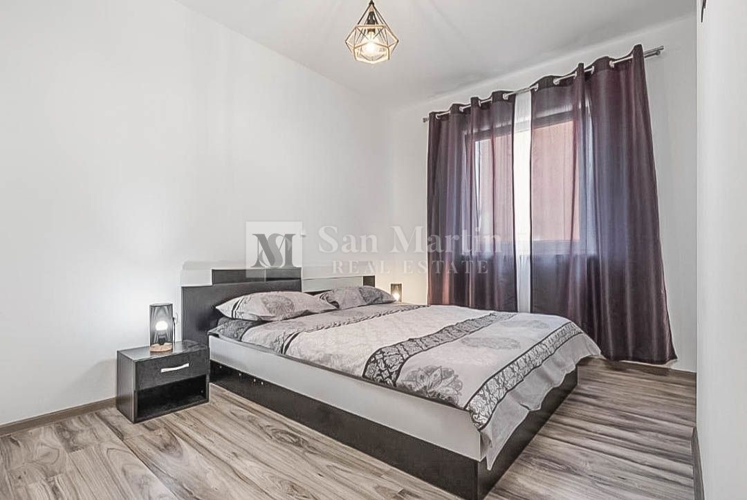 POREČ, Hiša z bazenom 4 spalnice