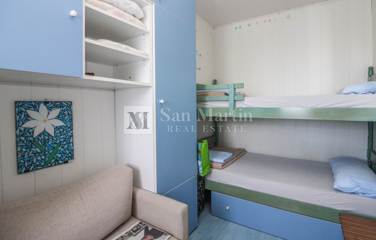 Poreč, okolica – Lepo stanovanje z razgledom na morje!