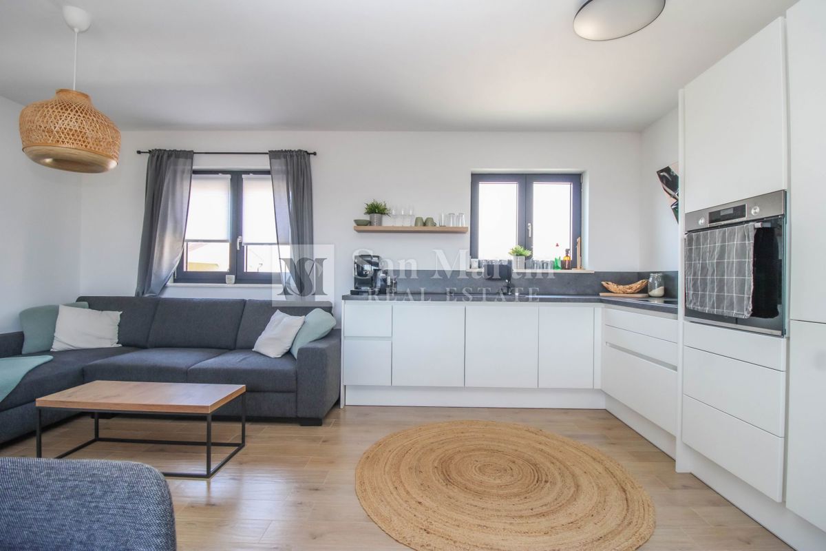 Istra, Poreč - moderno stanovanje na odlični lokaciji