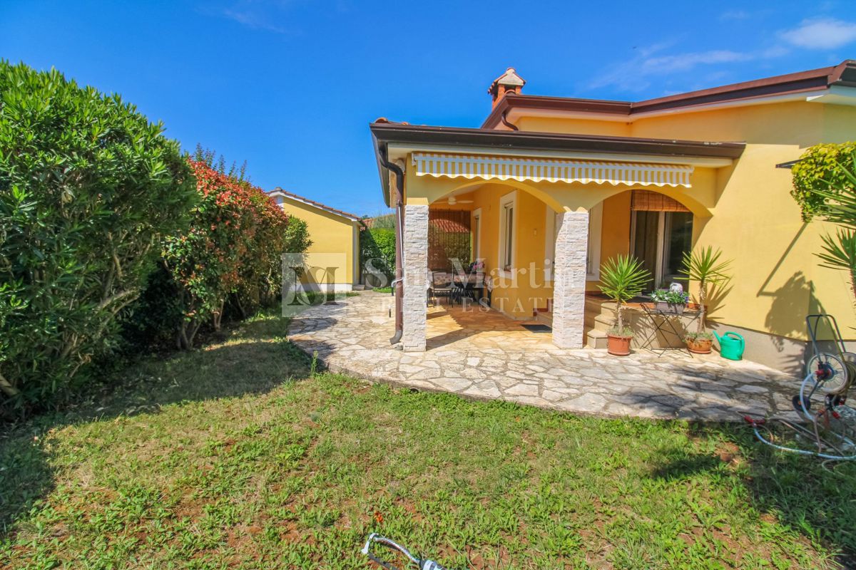 Poreč, okolica – prelepa pritlična hiša v bližini morja.