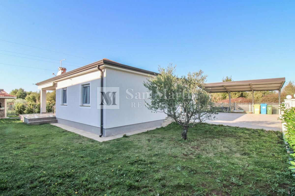 Poreč - hiša s 3 spalnicami in bazenom