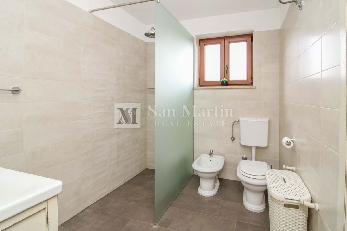 POREČ - Hiša z bazenom, 4 spalnice