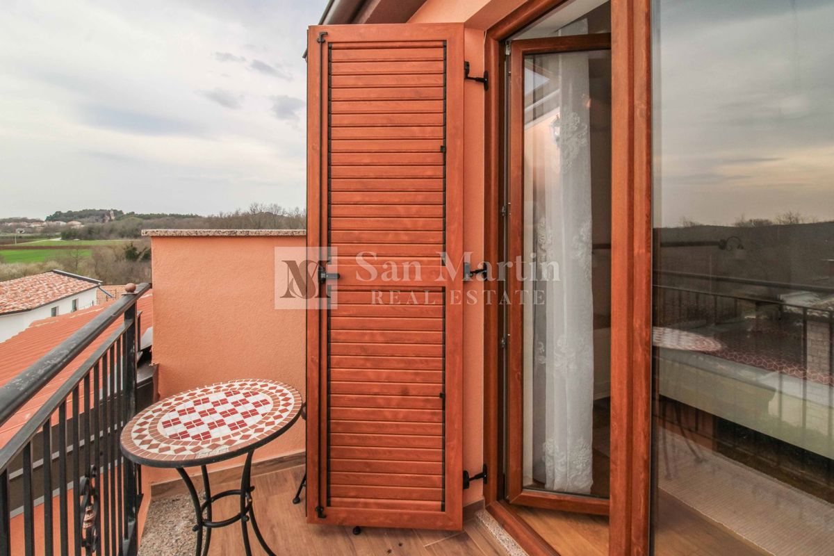 POREČ - Hiša z bazenom, 4 spalnice