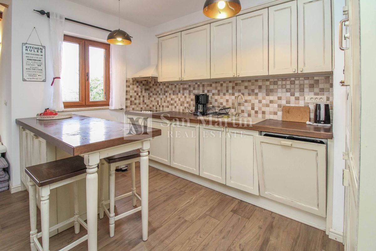 POREČ - Hiša z bazenom, 4 spalnice