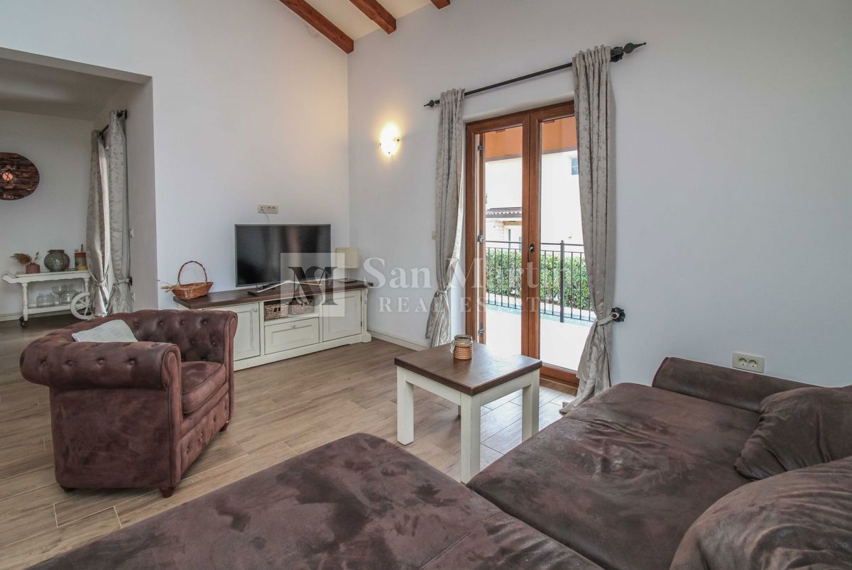 POREČ - Hiša z bazenom, 4 spalnice